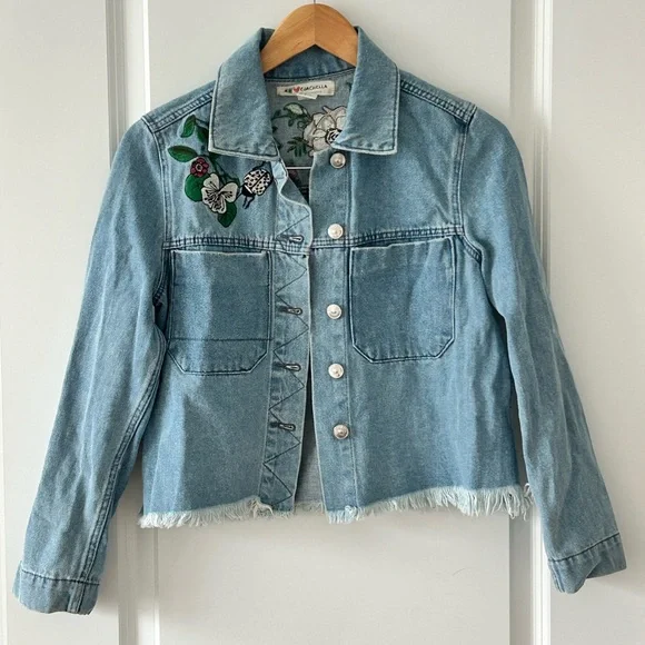 H&M x Coachella Embroidered Raw Hem Denim Jacket Size 6 - Picture 4 of 12